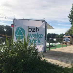 Séjour Wakeboard illimité Week‑end (2jours/1nuit) : 159,99€/pers